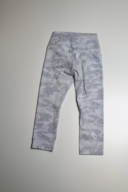 Lululemon incognito camo jacquard alpine white starlight 'wunder under' high rise crop, size 8 (High-Rise) *Luxtreme 21" (price reduced: was $48) (additional 20% off)