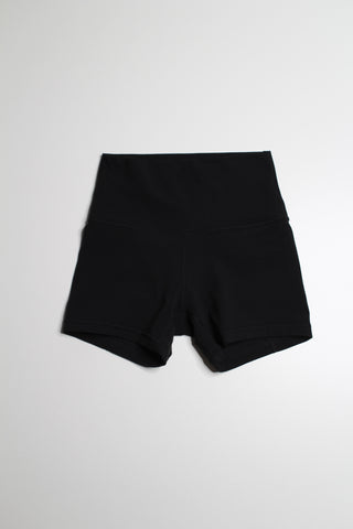 Lululemon black align shorts, size 4 (4”)