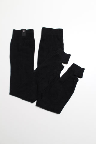 Lululemon black knit leg warmers