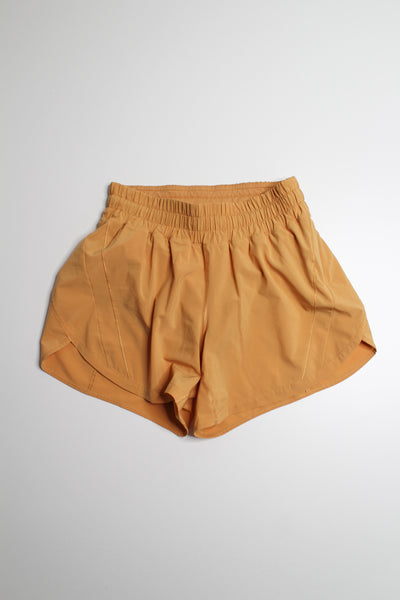 Lululemon monarch orange track that shorts, size 6 (5”) (price reduced: was $35)