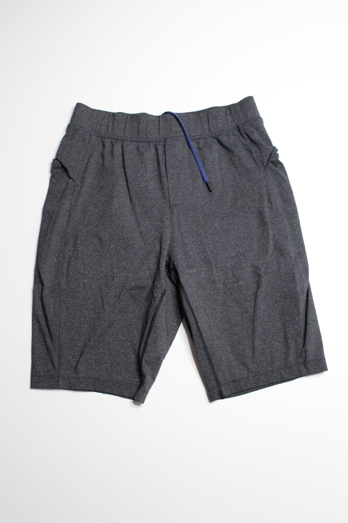 Mens Lulu grey shorts, size large