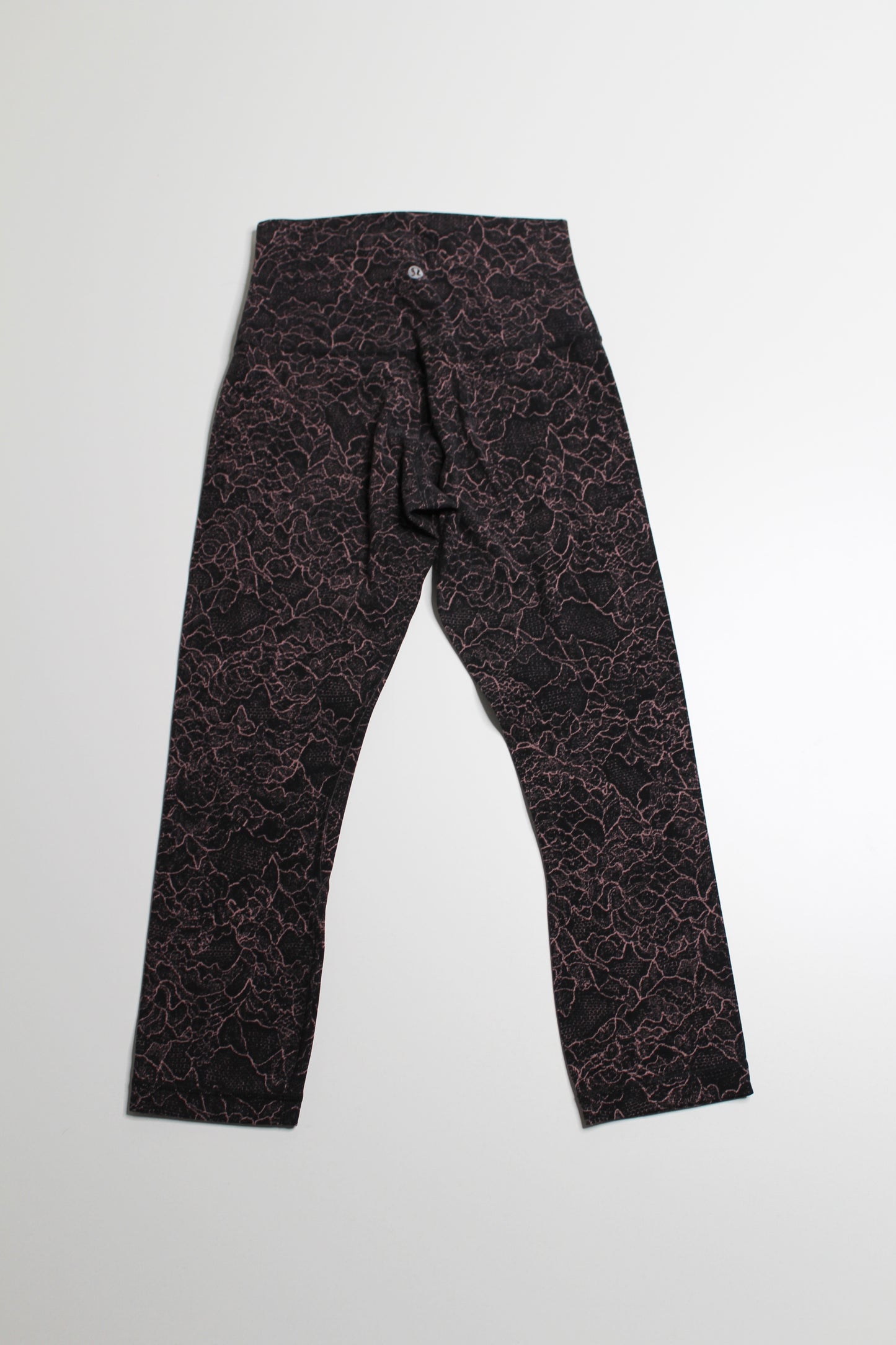 Lululemon lacescape spanish rose ‘align’ crop legging, size 4 (21") (price reduced: was $48)