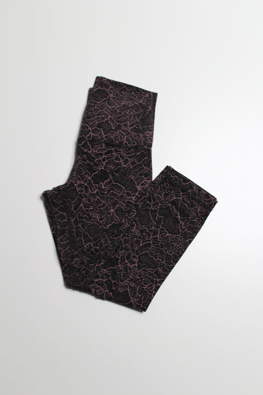 Lululemon lacescape spanish rose ‘align’ crop legging, size 4 (21") (price reduced: was $48)