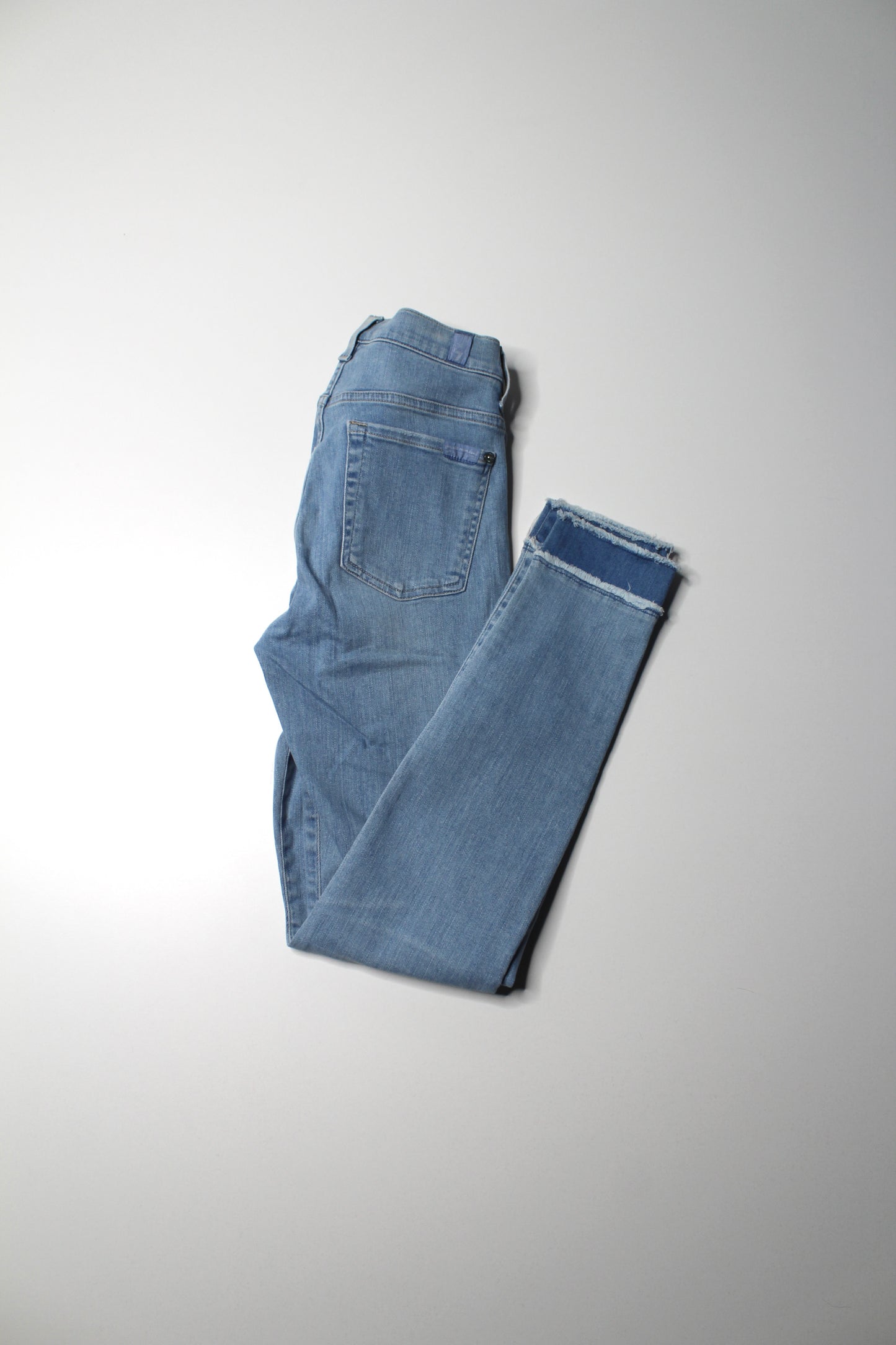 7 For All mankind ‘high rise slim illusion air skinny’ jeans, size 26  (additional 50% off at checkout)