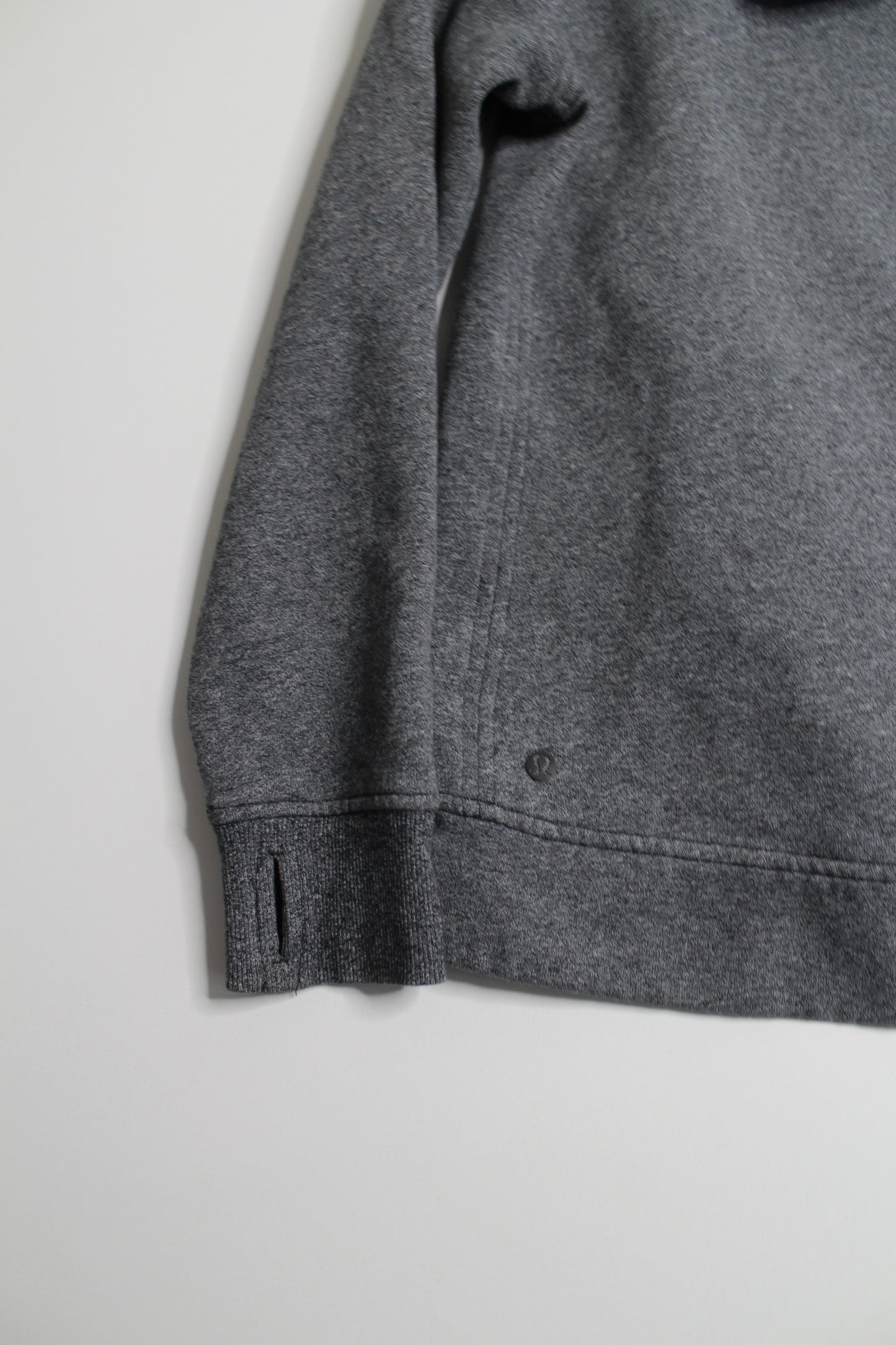 Lululemon heathered grey fleece please pullover hoodie, size 4 (relaxed fit)