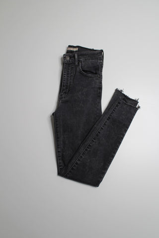 Levis black wash mile high super skinny jeans, size 24