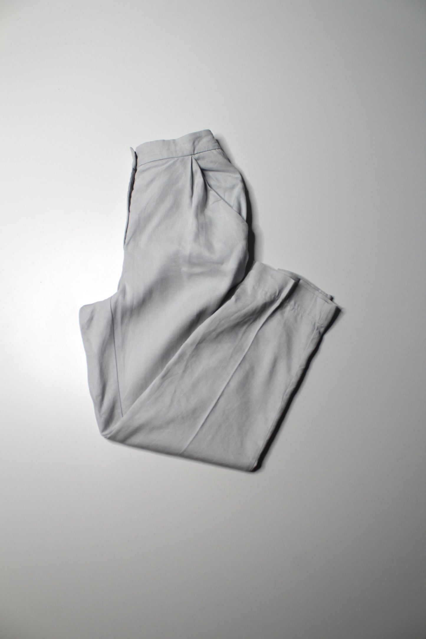 Aritzia Wilfred light grey linen pant, size 2 (size small)