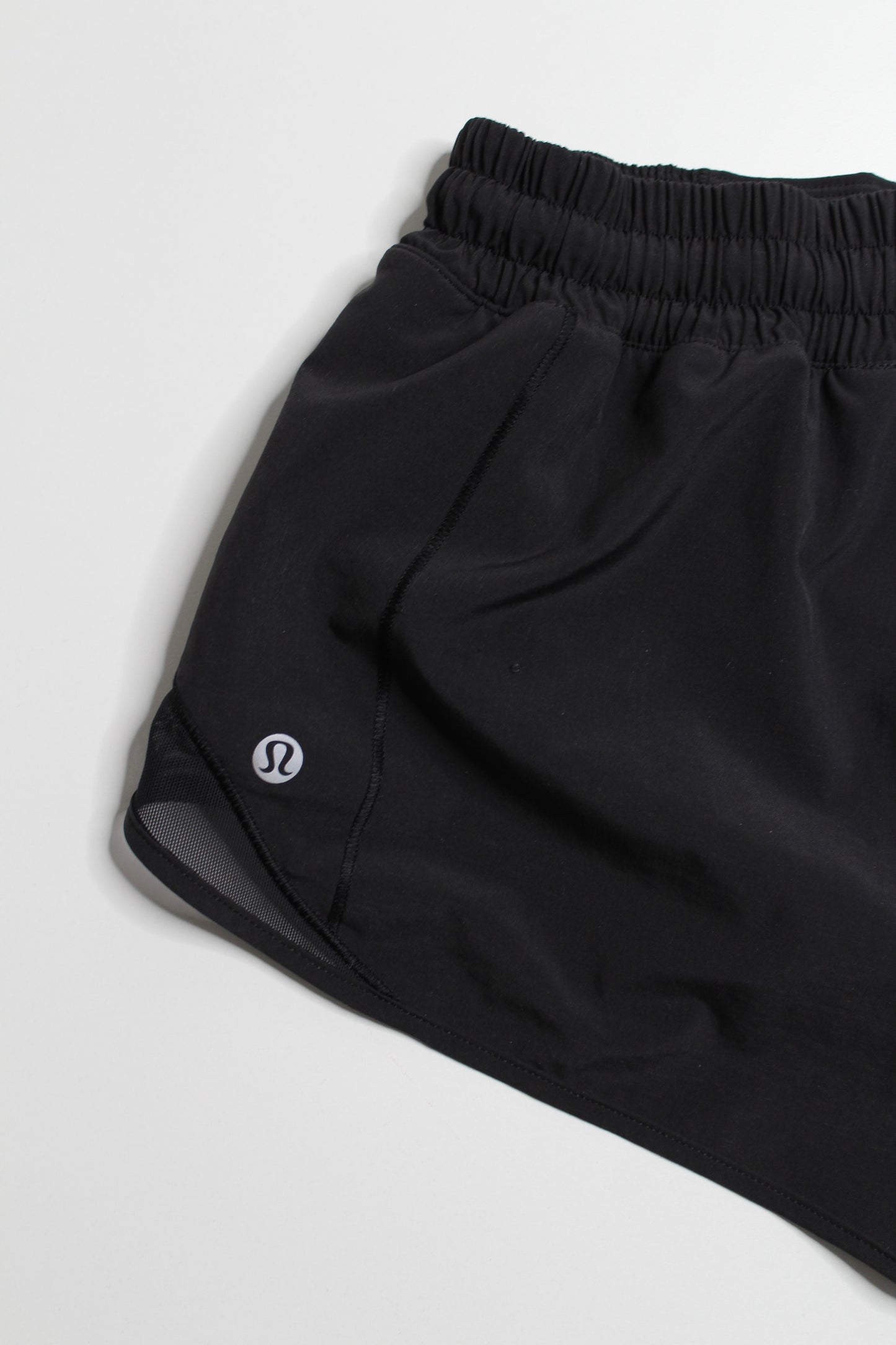 Lululemon black hotty hot shorts, size 6 *reg