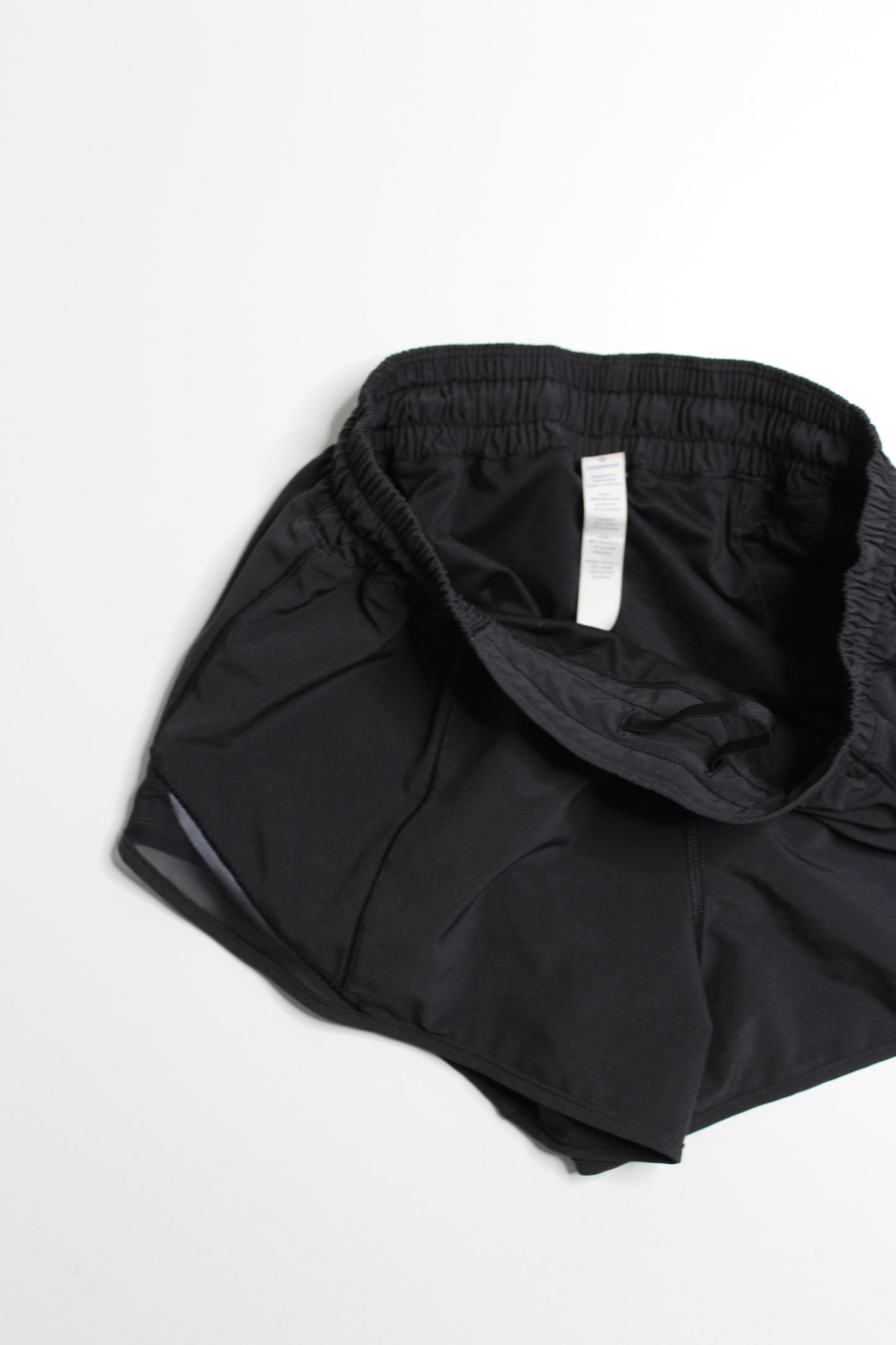 Lululemon black hotty hot shorts, size 6 *reg