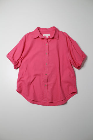 Aritzia Denim Forum fuchsia 'Jane' button up short sleeve blouse, size small (relaxed fit)