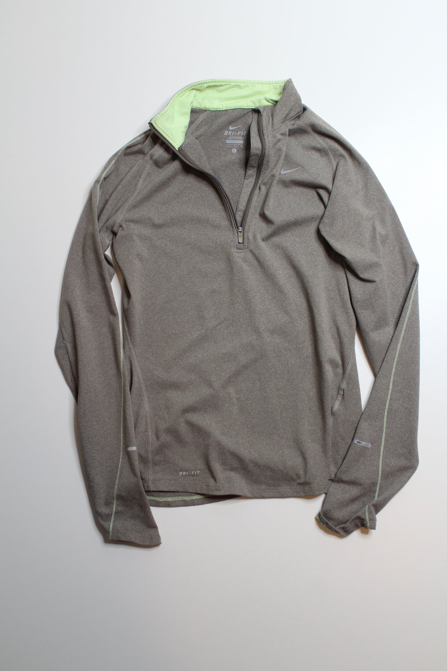 Nike 1/4 zip pullover, size small