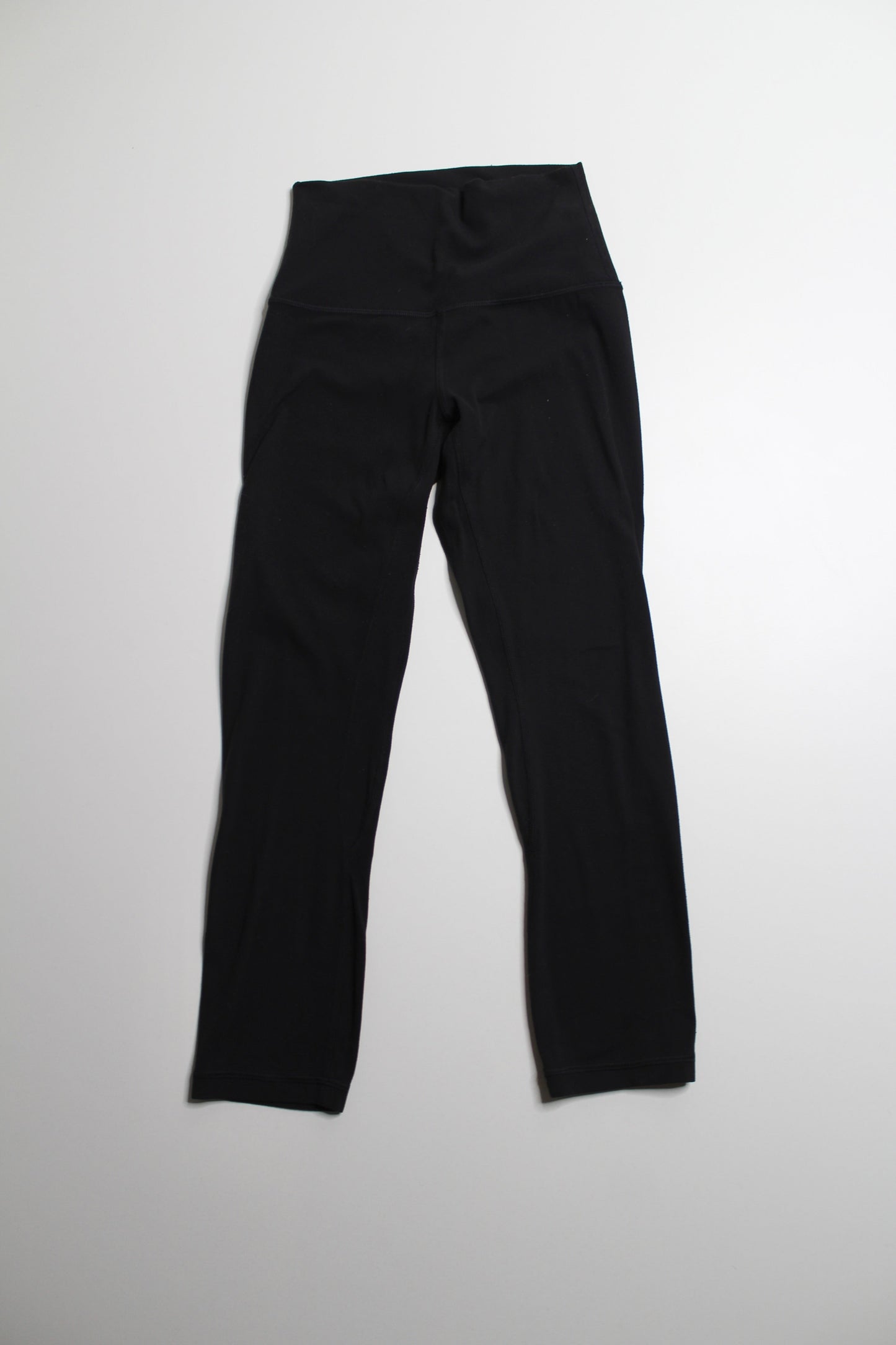 Lululemon black 'align' crop legging, size 2 (21")