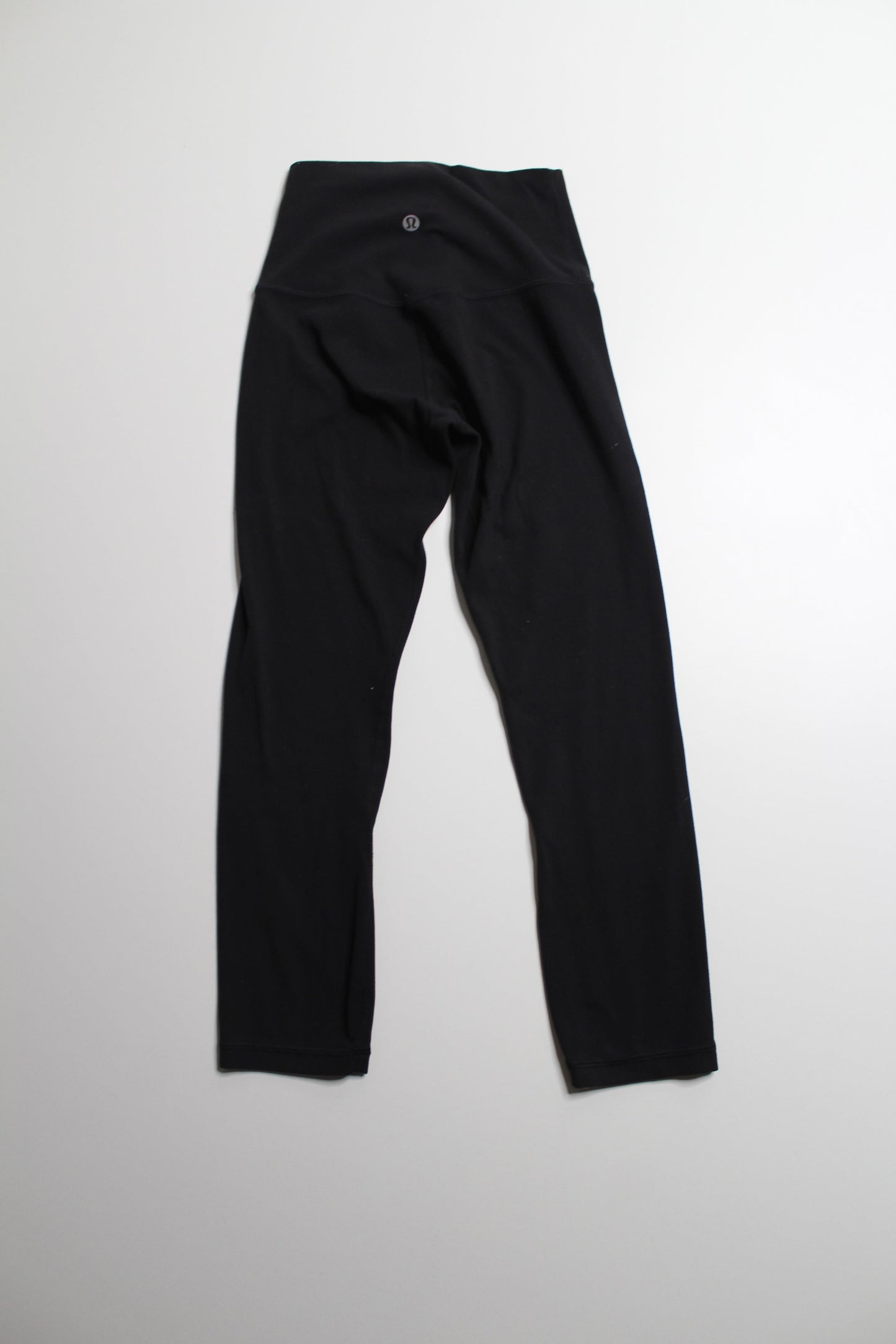 Lululemon black 'align' crop legging, size 2 (21")