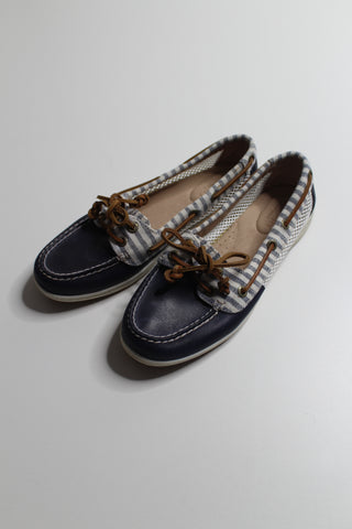 Sperry Top Sider boat shoe, size 5.5