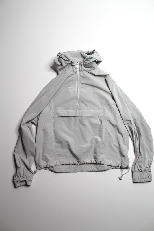 Aritzia The Group Babaton light grey pullover windbreaker, size medium