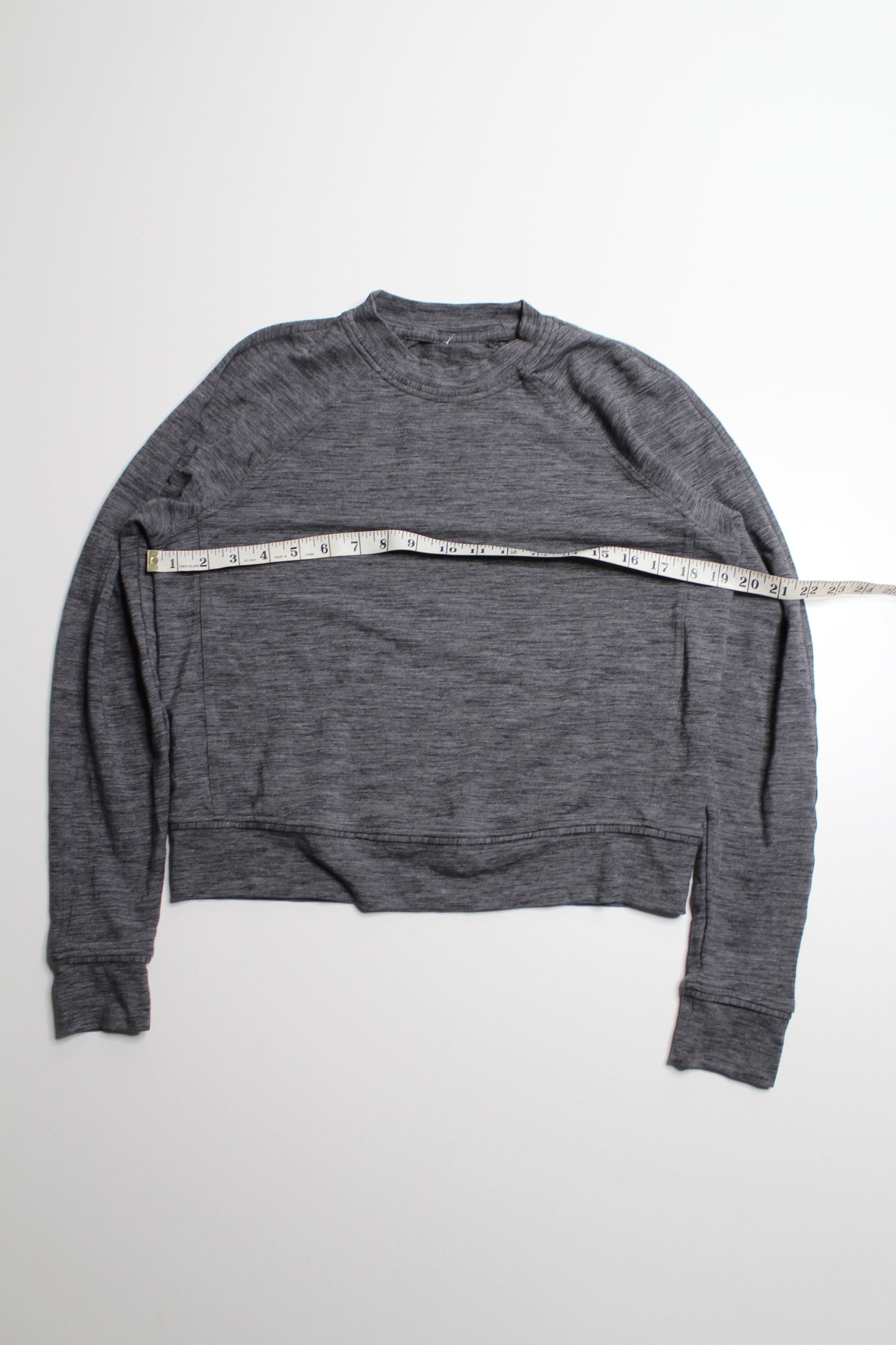 Lululemon heathered grey ‘close comfort’ modal crewneck sweater, no size. Fits like 6