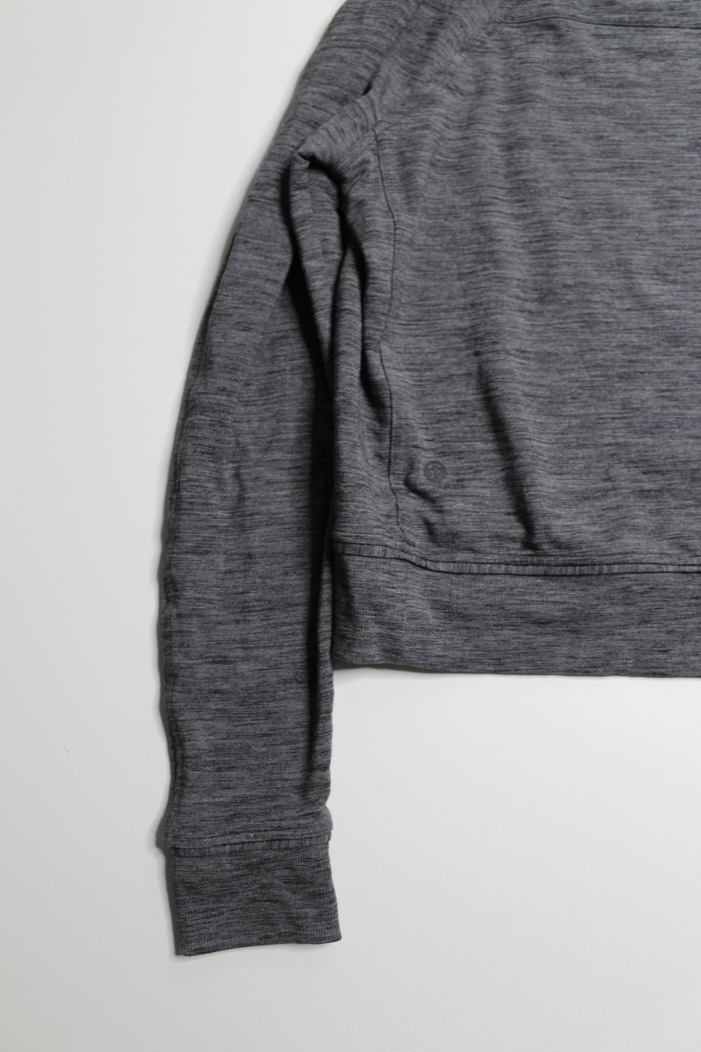 Lululemon heathered grey ‘close comfort’ modal crewneck sweater, no size. Fits like 6