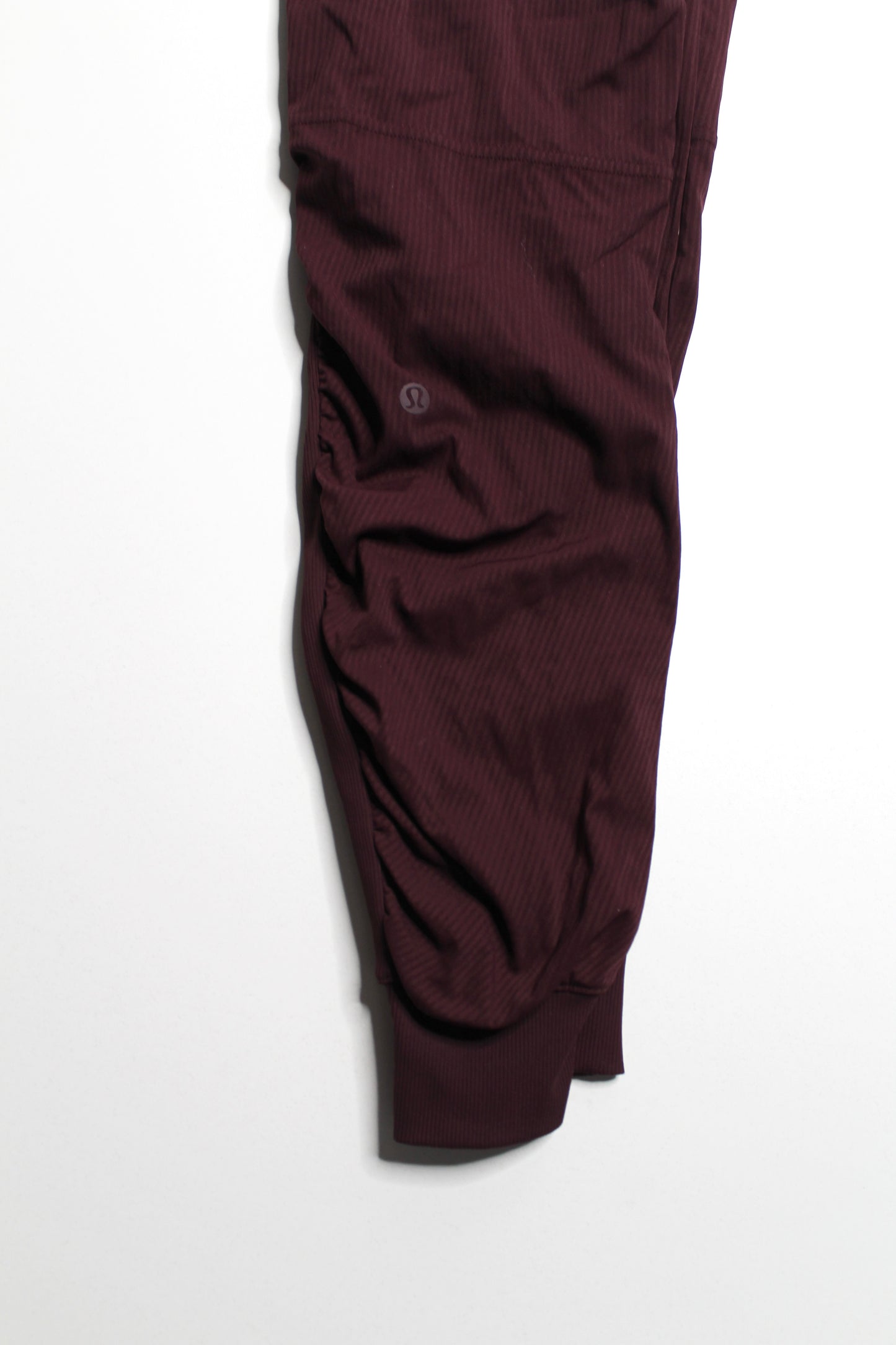 Lululemon 'beyond the studio' jogger, size 6 (was $58)