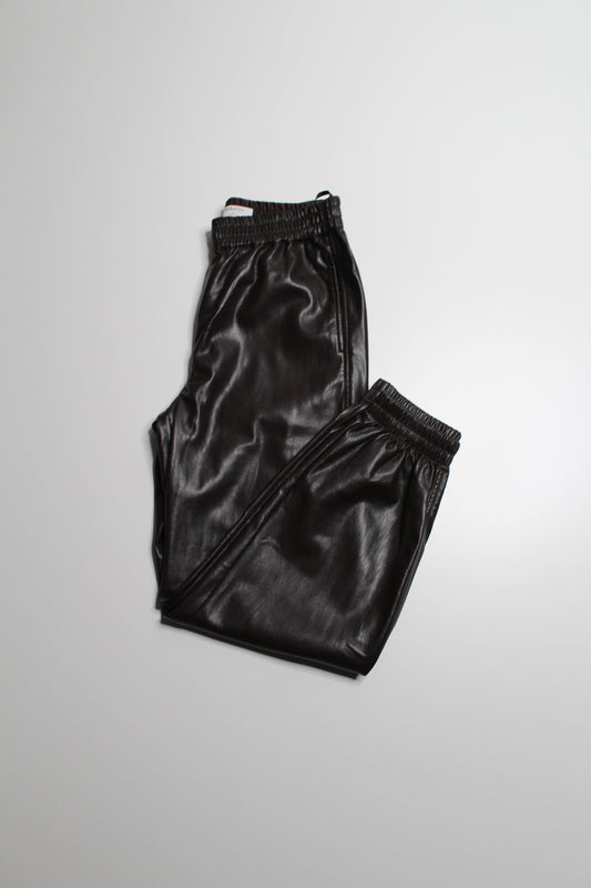 Aritzia Wilfred dark brown faux leather jogger, size small