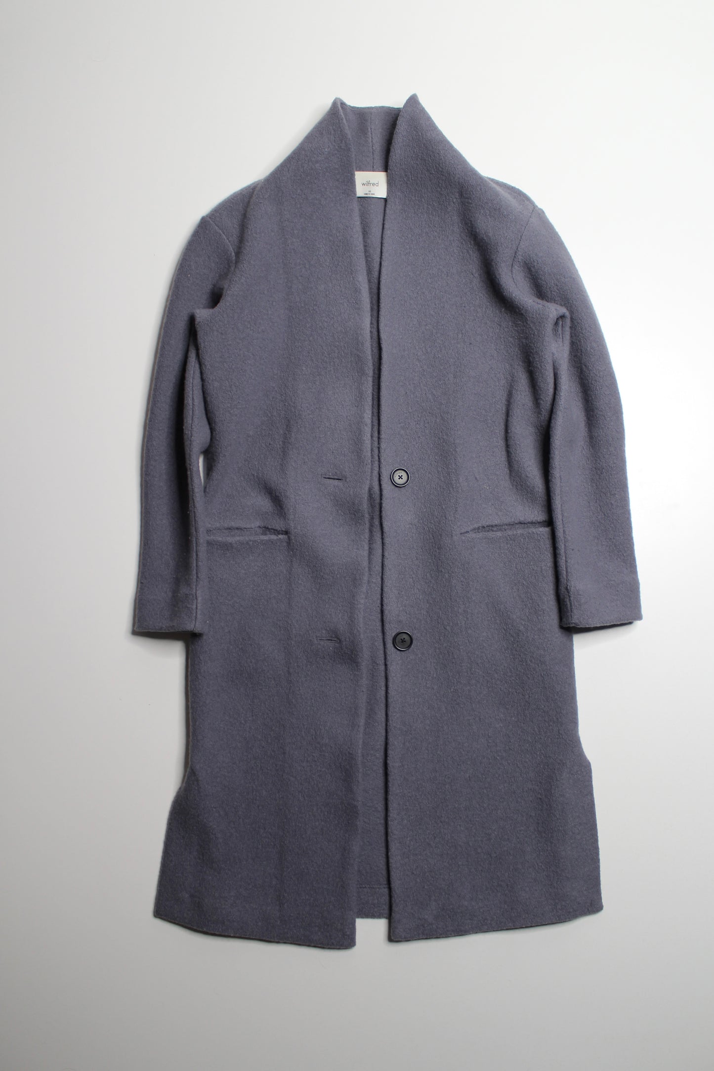 Aritzia merino wool coat, size xs (sale: 10% off)