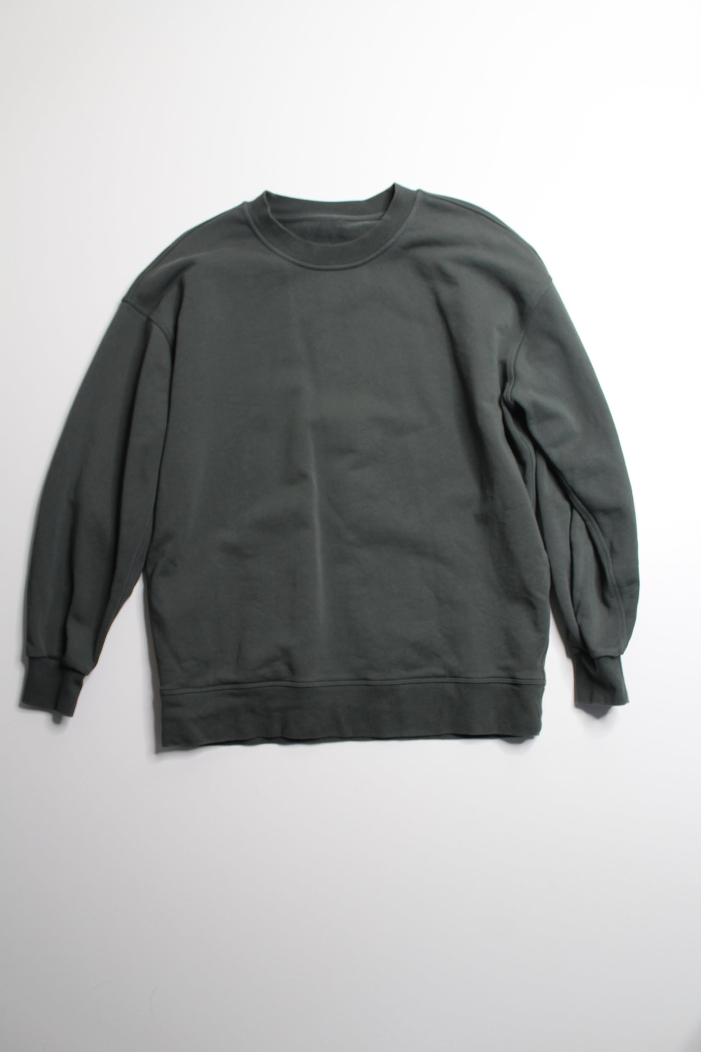 Lululemon smoked spruce perfectly oversized crew neck sweater, no size. fits like size 6 (oversized)