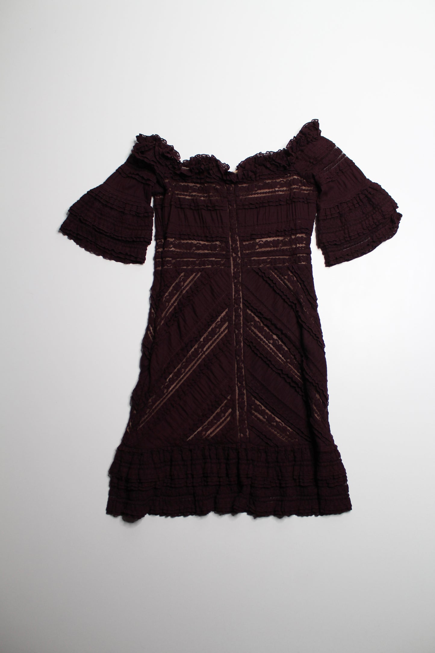Cinq a Sept 'naya' off the shoulder bell sleeve dress, size 6 (size small) (was $125)