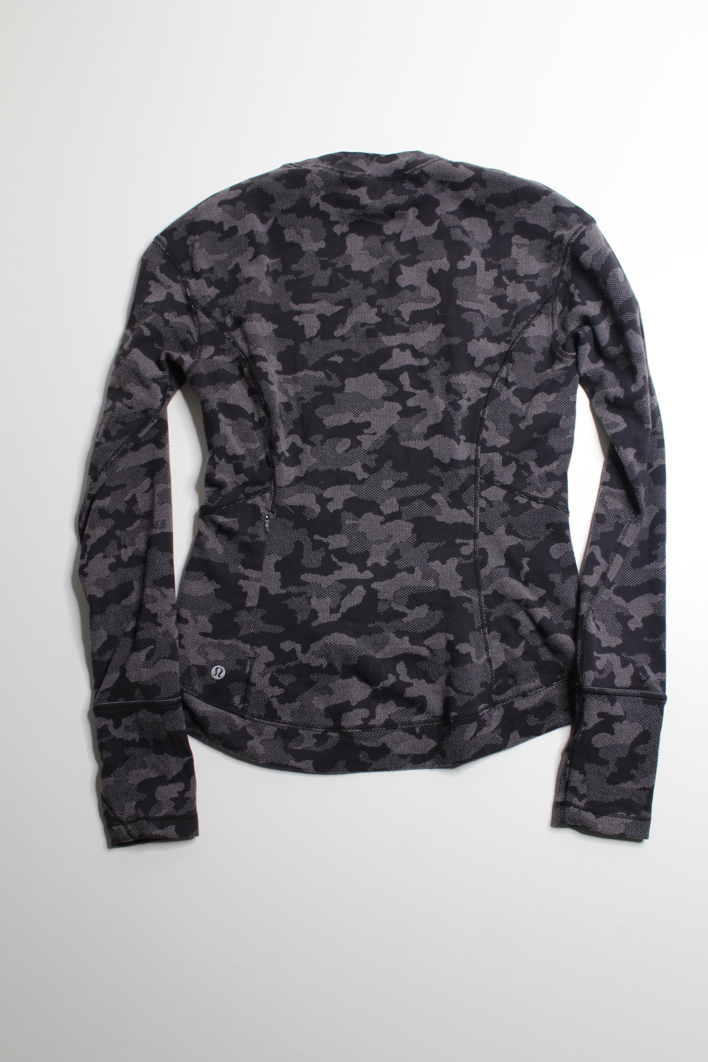 Lululemon heritage camo close to crossing rulu long sleeve, size 6 (additional 20% off)