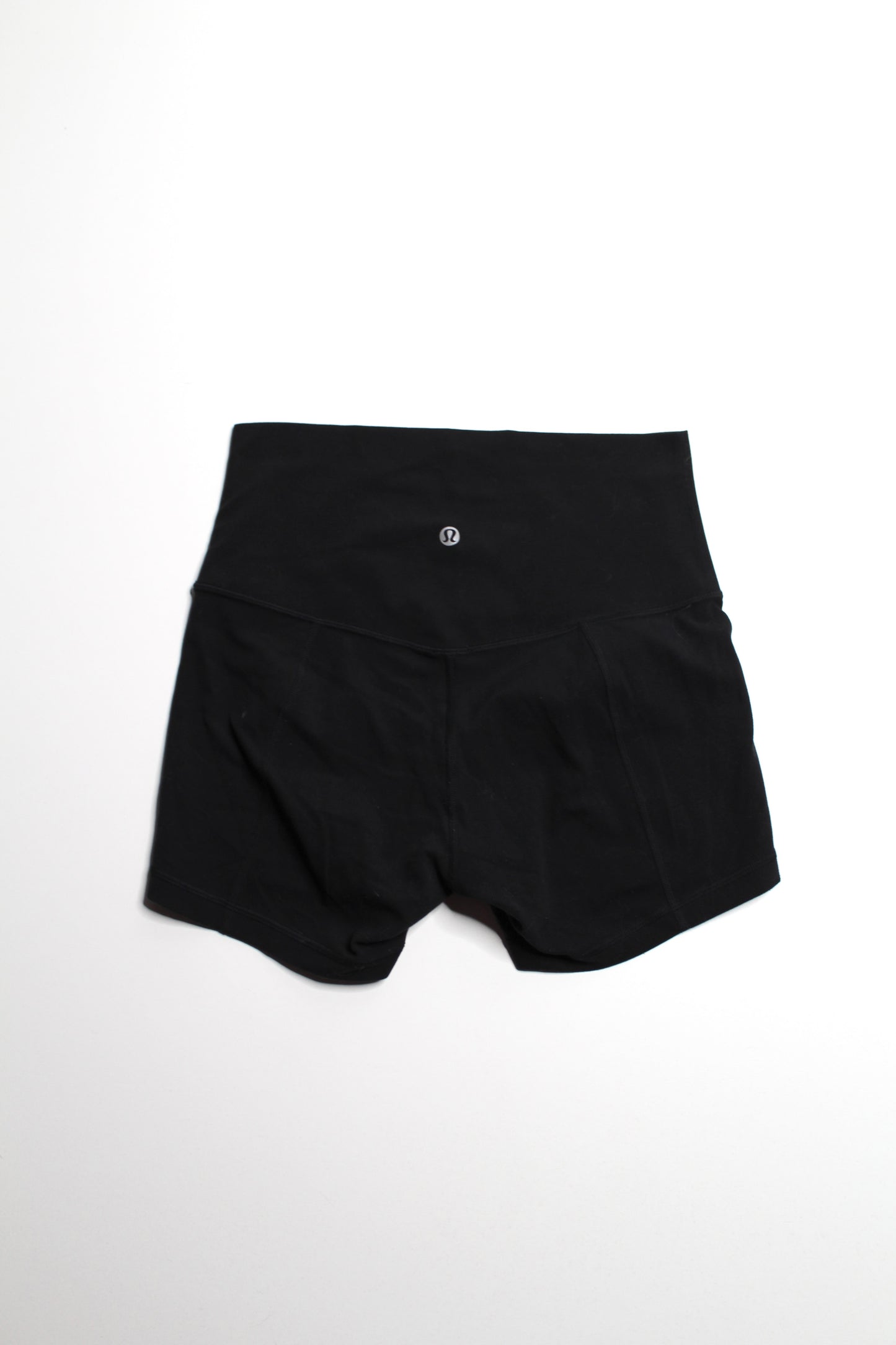 Lululemon black 'align' shorts, size 6