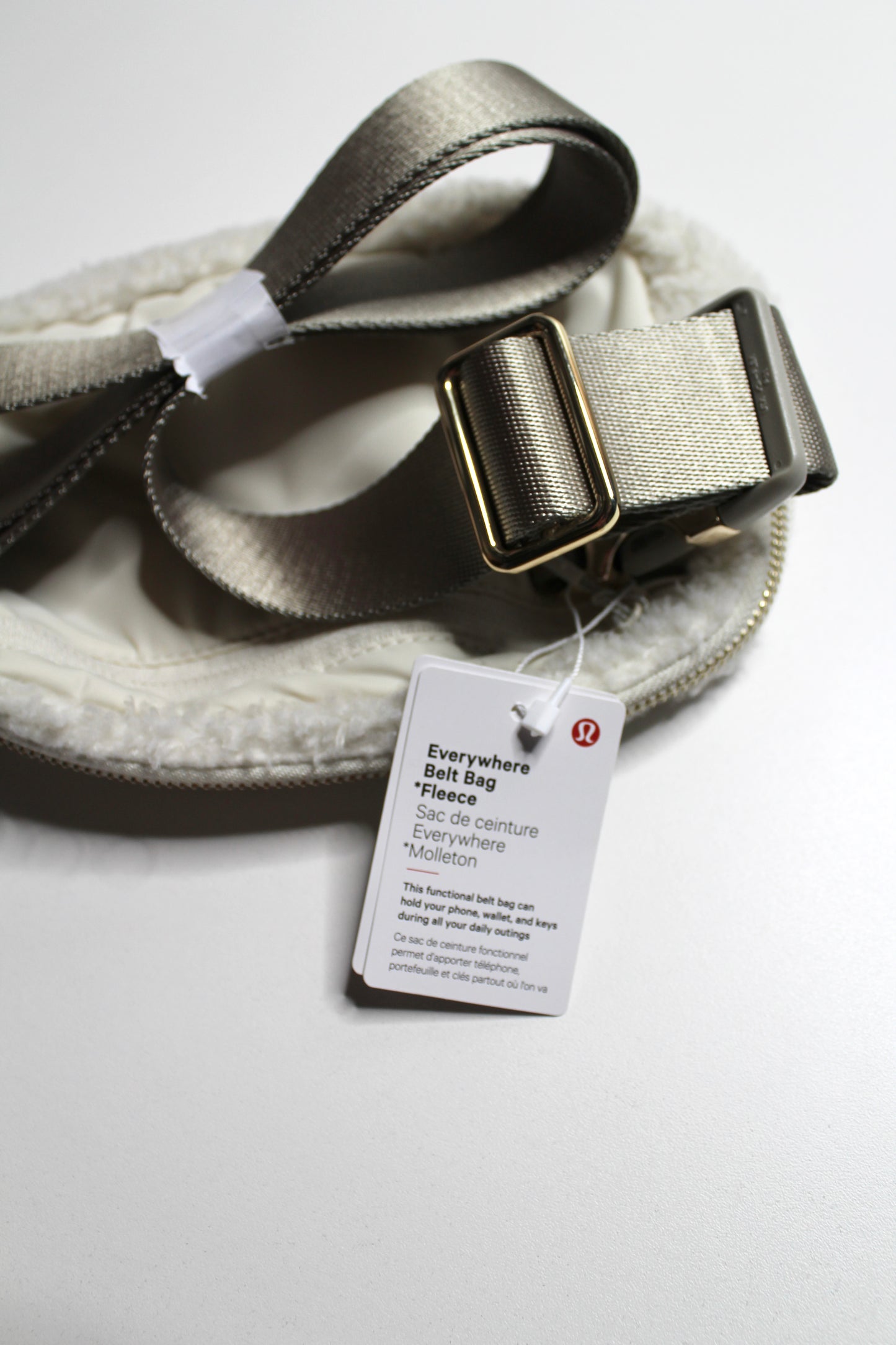 Lululemon light ivory 'everywhere fleece' belt bag *1L *new with tags