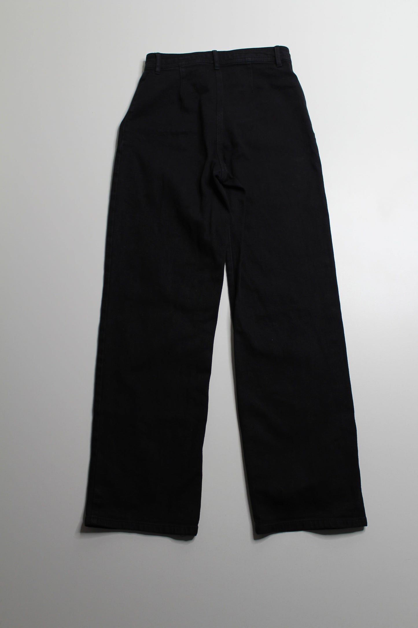 Aritzia Wilfred Free black modern utility pant, size 00