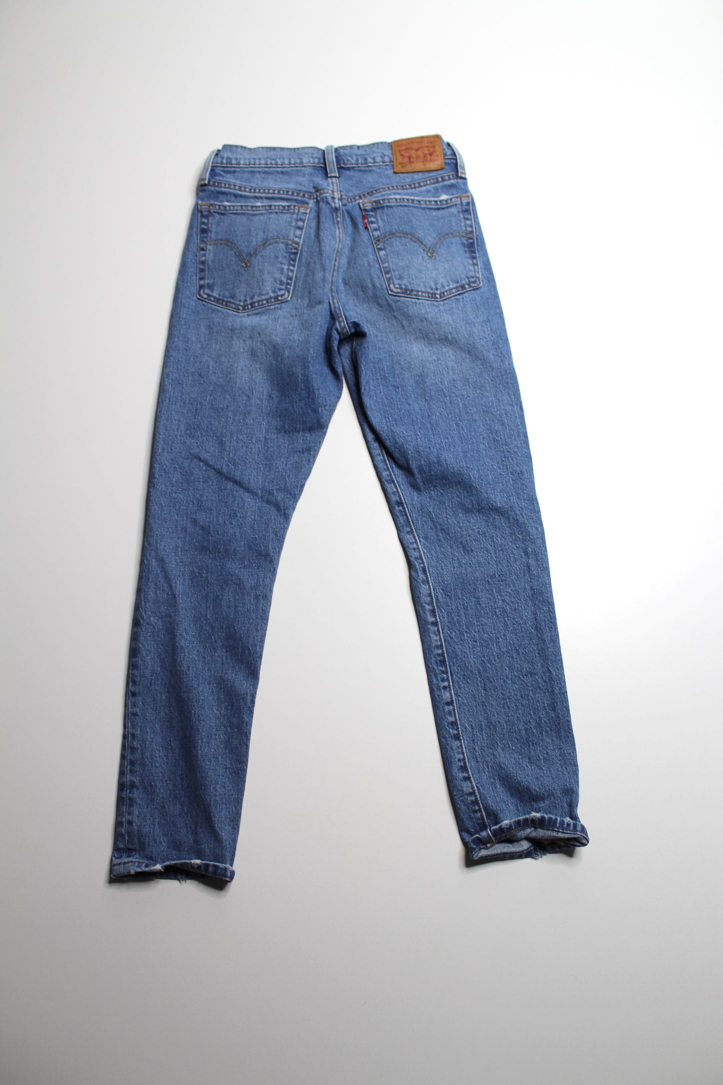 Levis ‘501’ jeans, size 26 (28”)