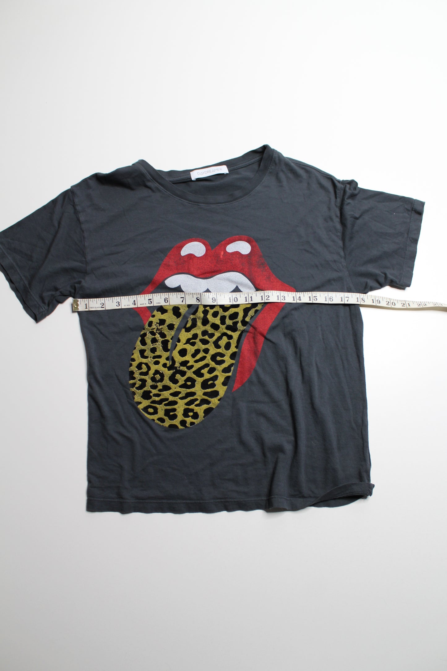 Daydreamer band tee, size xs (loose fit)