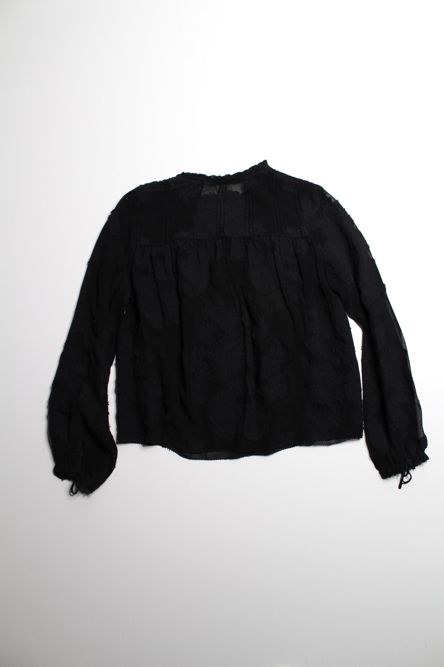 Aritzia wilfred black ‘Lourdes’ blouse, xsize small (loose fit)
