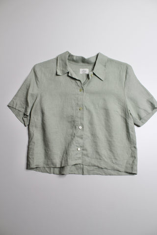 Aritzia wilfred sage green gelato linen short sleeve button up top, size small (price reduced: was $38)