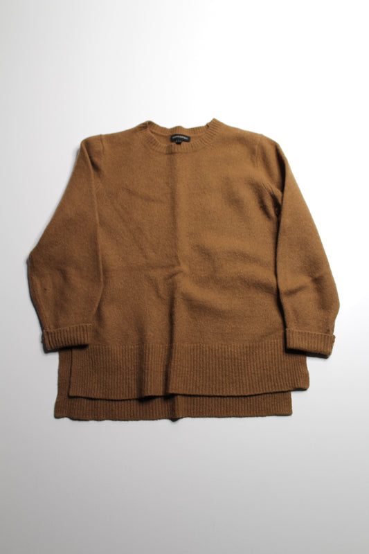 Banana Republic brown sweater, size large