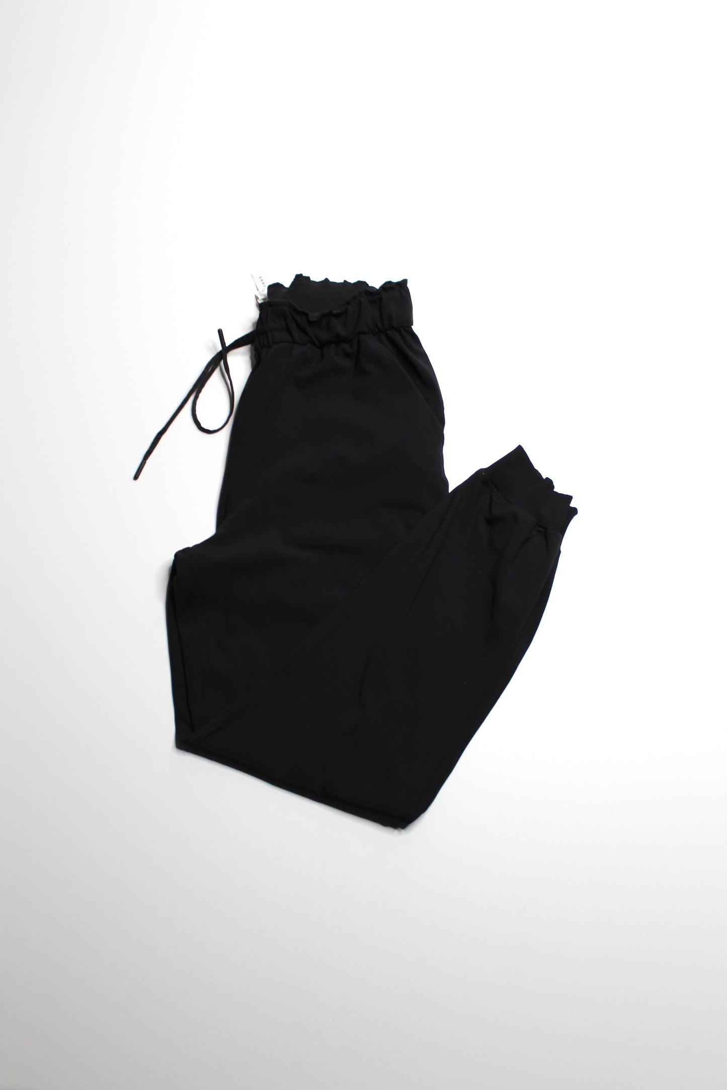 Lululemon black ‘keep moving’ joggers, size 6
