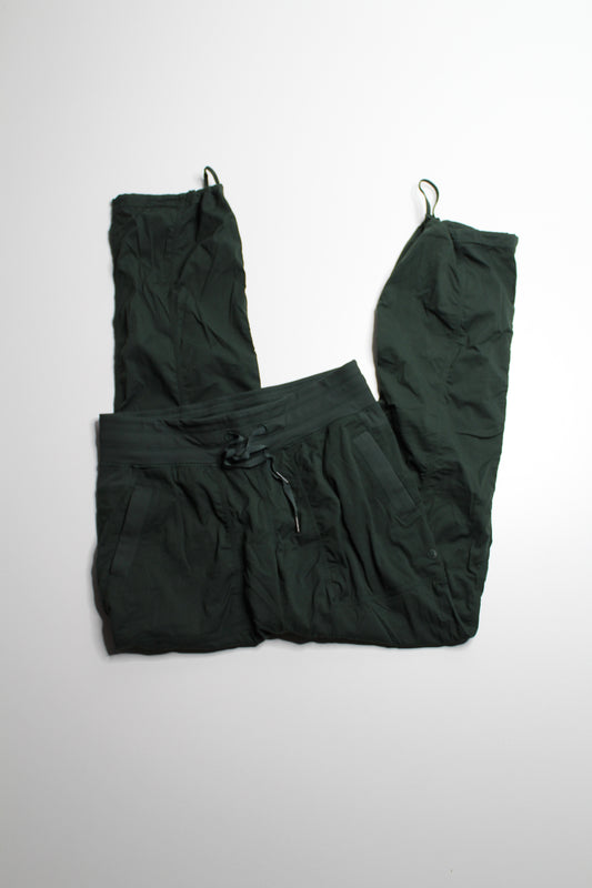 Lululemon dark legacy green 'dance studio' unlined pant, size 8 *regular