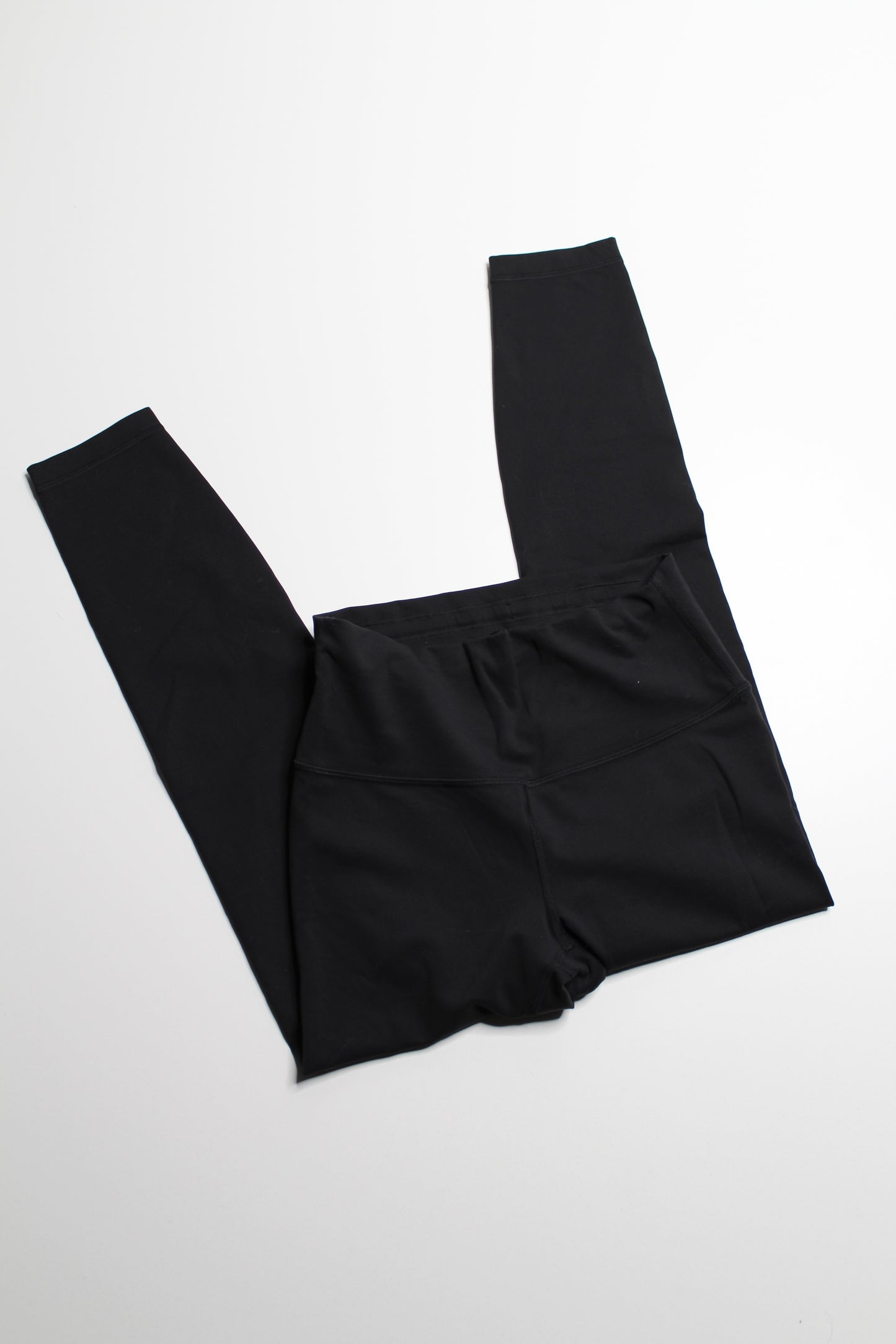 Lululemon black 'instill' high rise leggings, size 8