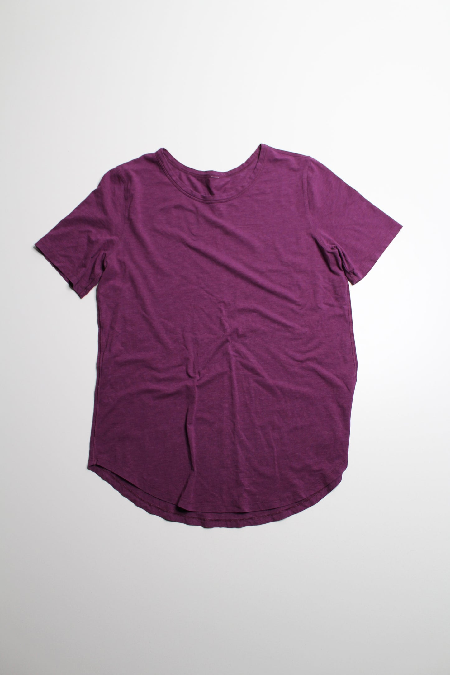 Lululemon heathered purple crew neck love t short sleeve shirt, no size. Fits 8/10