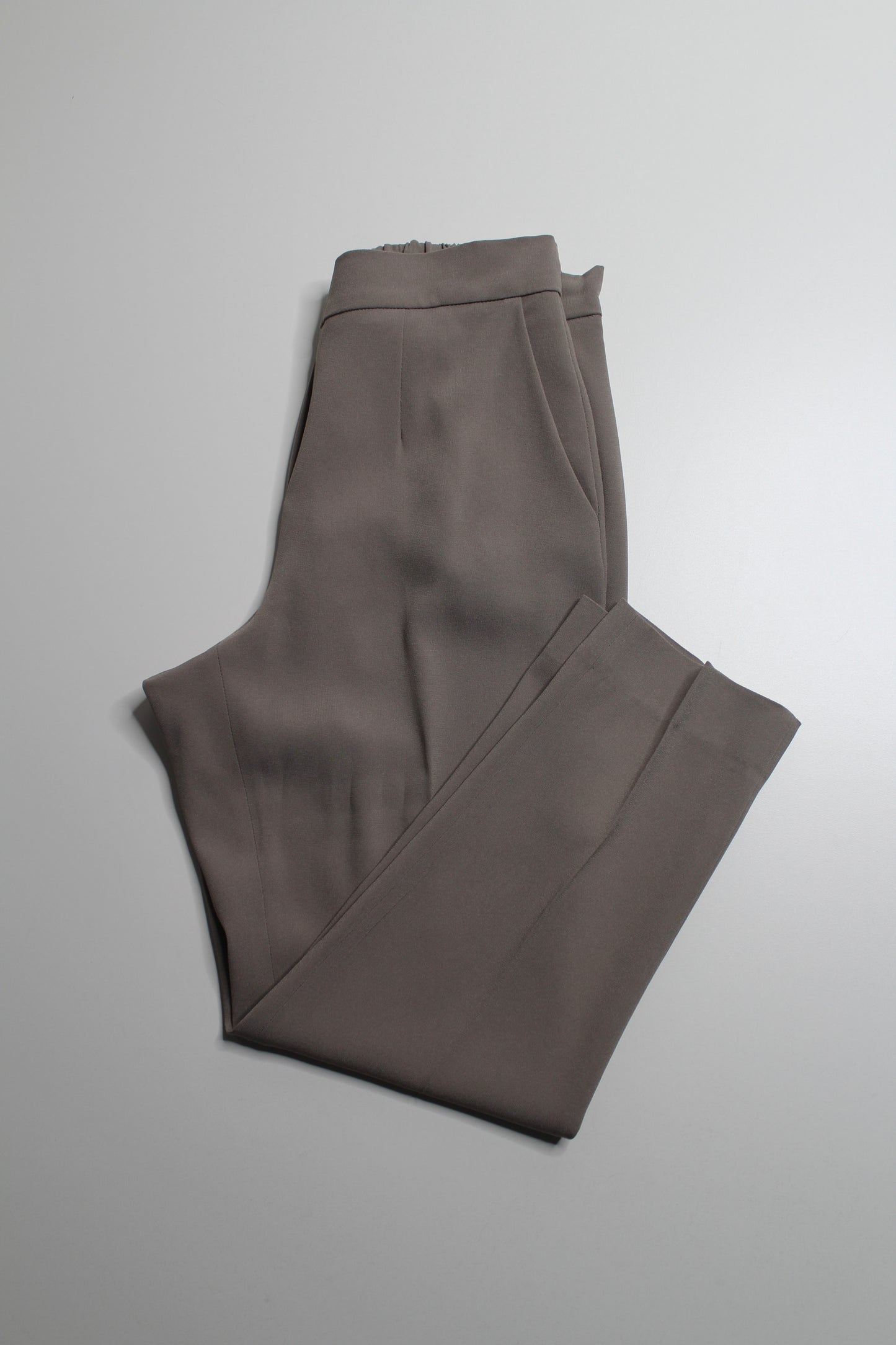 Aritzia tan babaton 'conan' dress pant, size 0