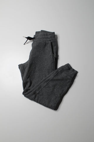 Lululemon heathered speckled black (grey) scuba jogger, size 4 (price reduced: was $58)