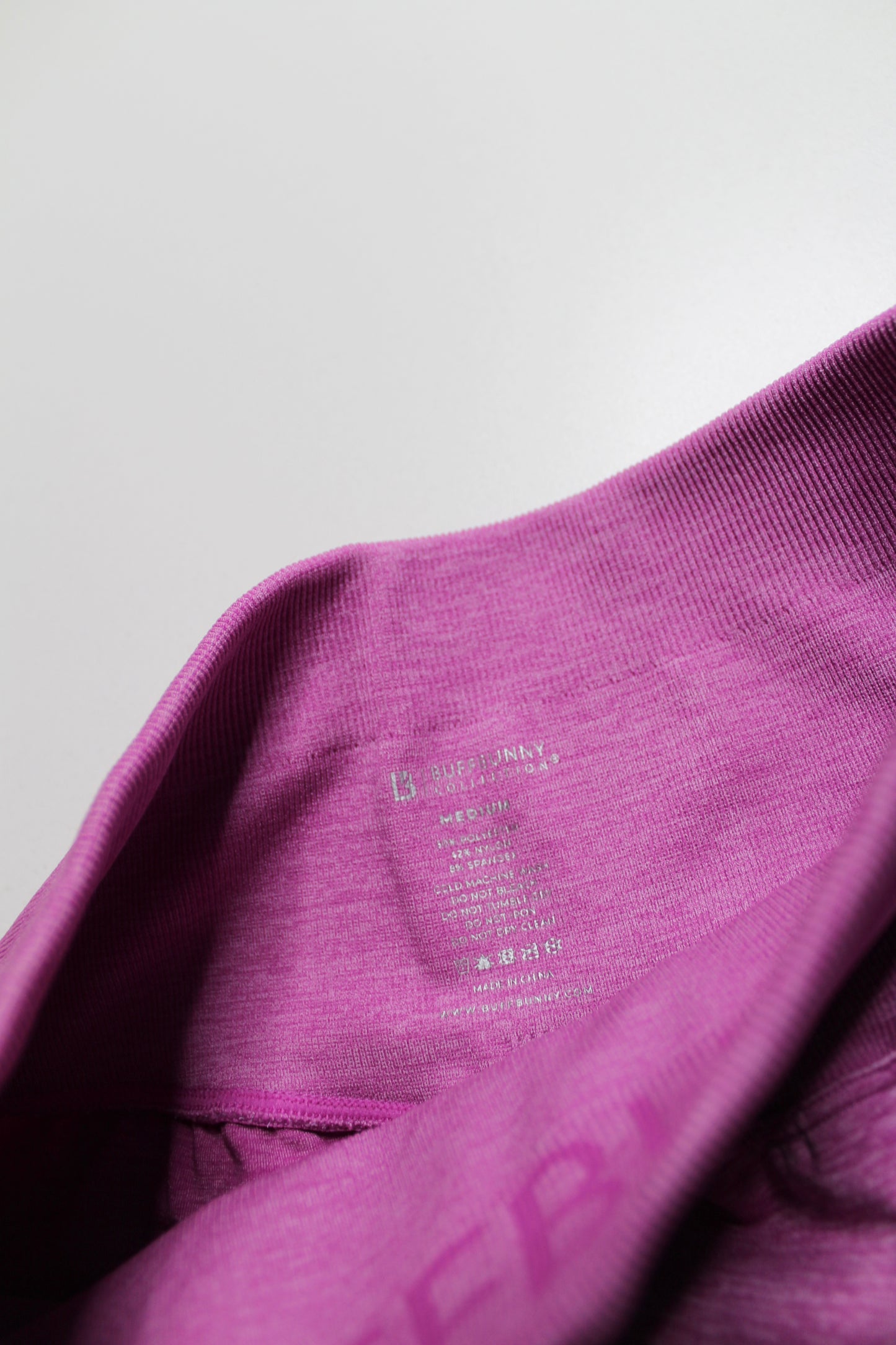 Buff Bunny purple seamless shorts, size medium (additional 20% off)