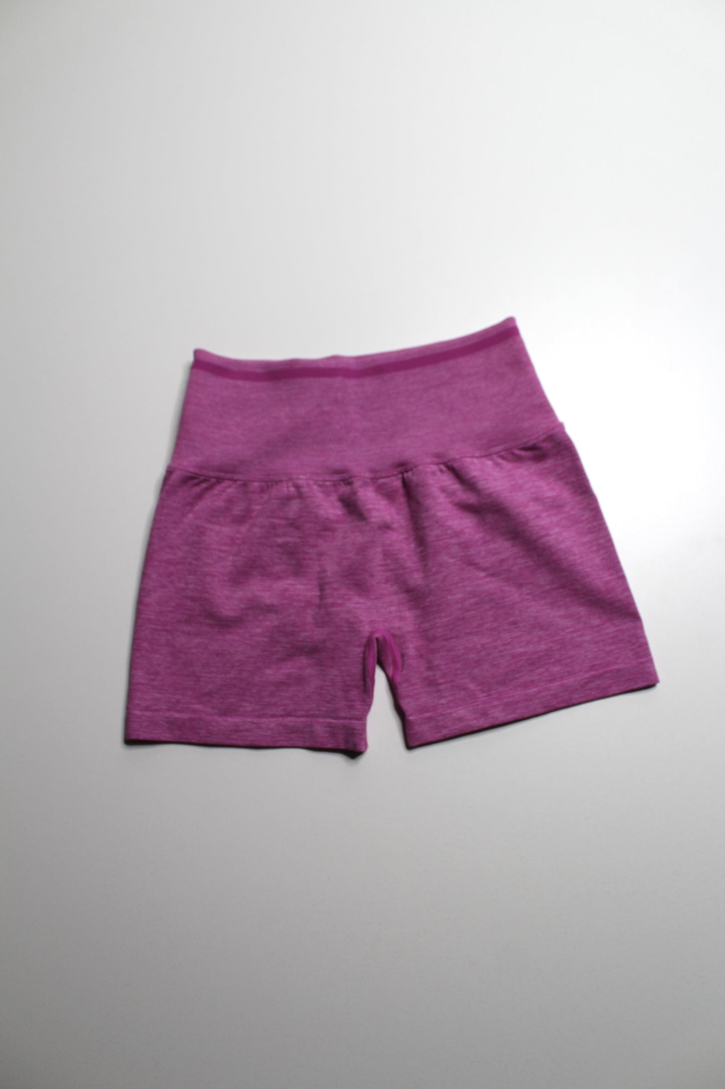 Buff Bunny purple seamless shorts, size medium (additional 20% off)