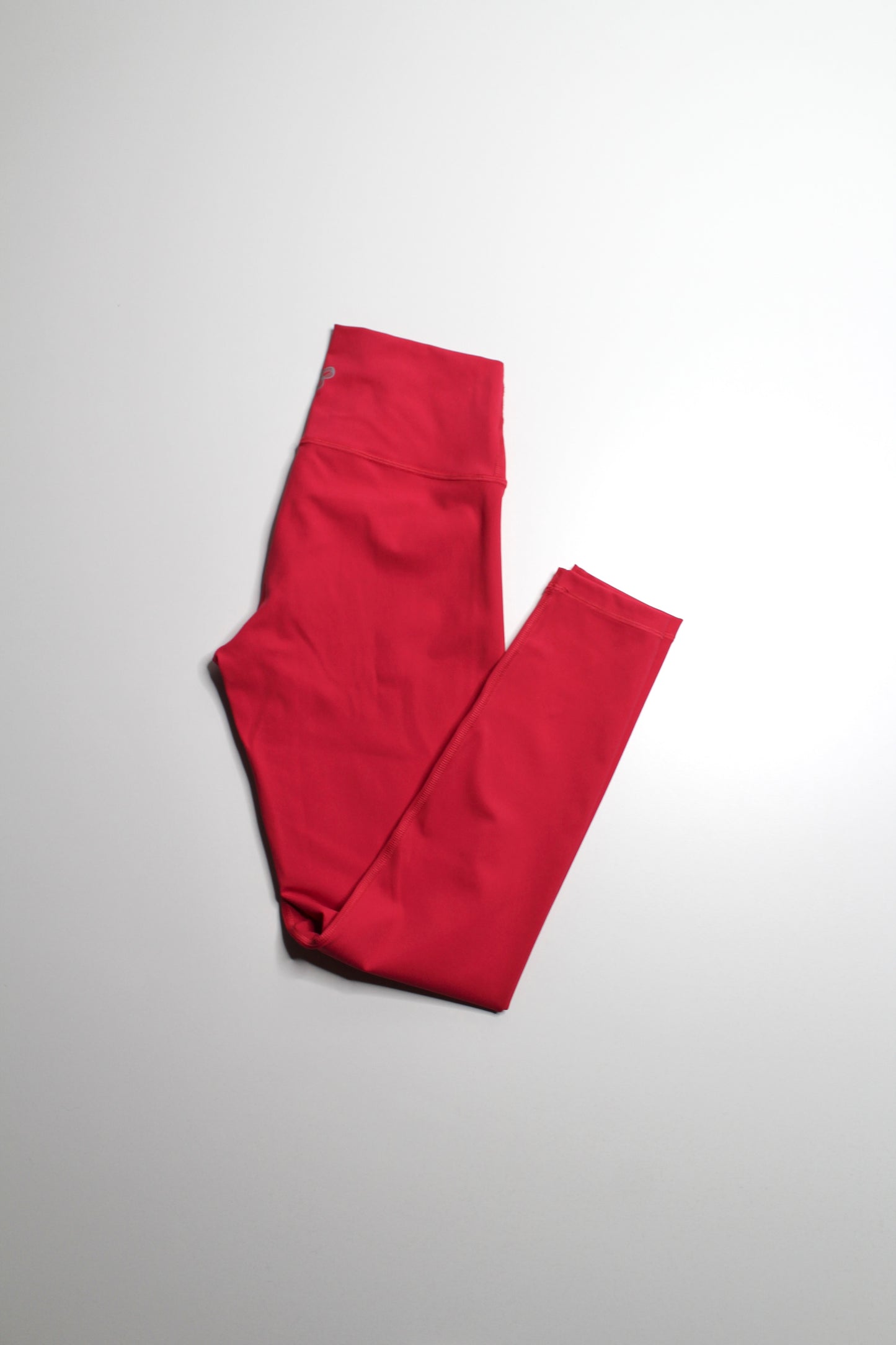 Aritzia TNA action high rise leggings, size small