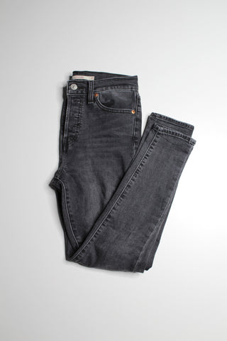 Levis black wash high rise wedgie skinny jeans, size 25