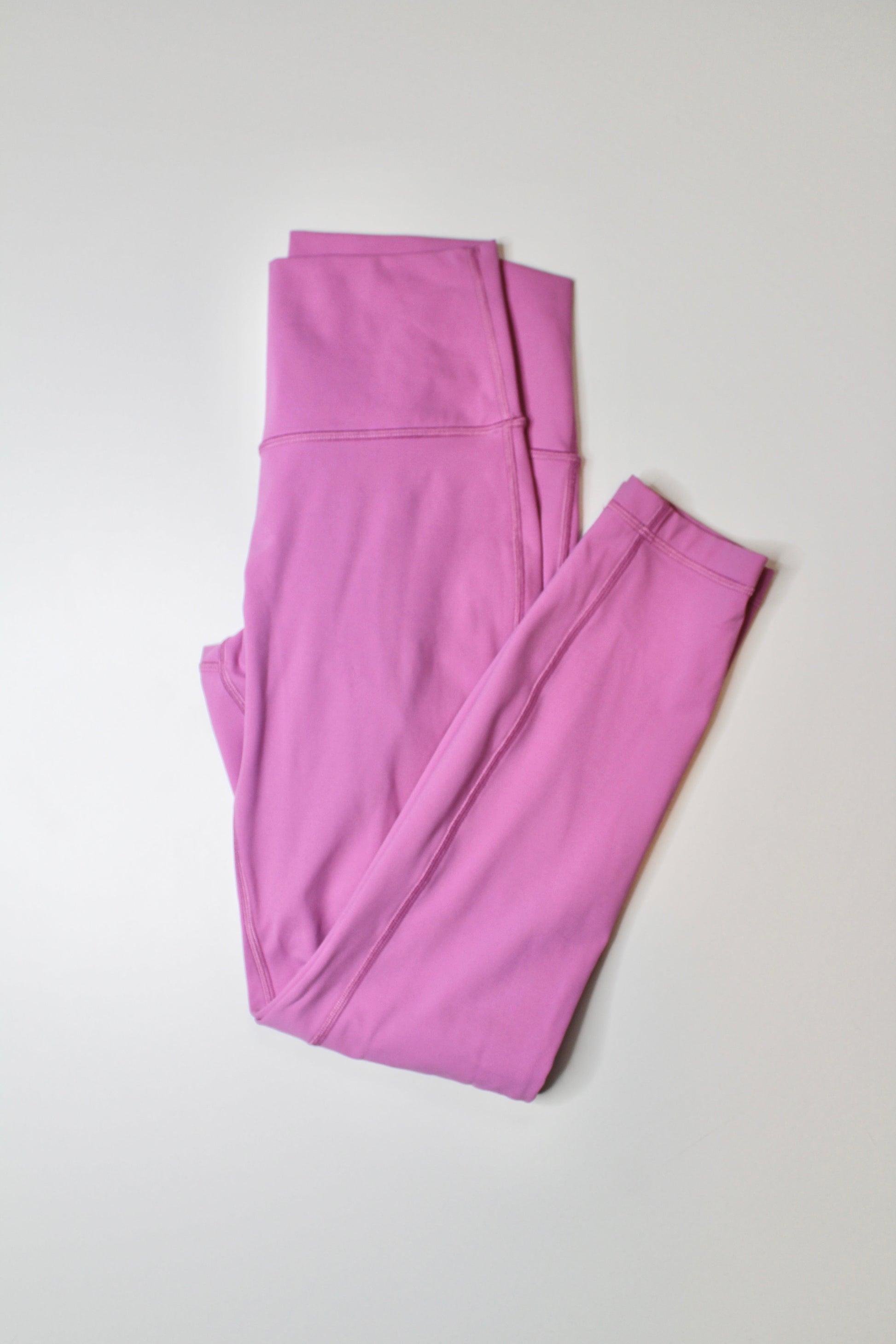 Lululemon magenta glow high-rise wunder under tights, size 6 (25”)