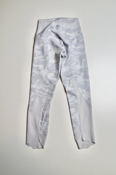 Lululemon incognito camo jacquard alpine white starlight high-rise wunder under crop, size 4 (23") *special edition scallop (price reduced: was $48)