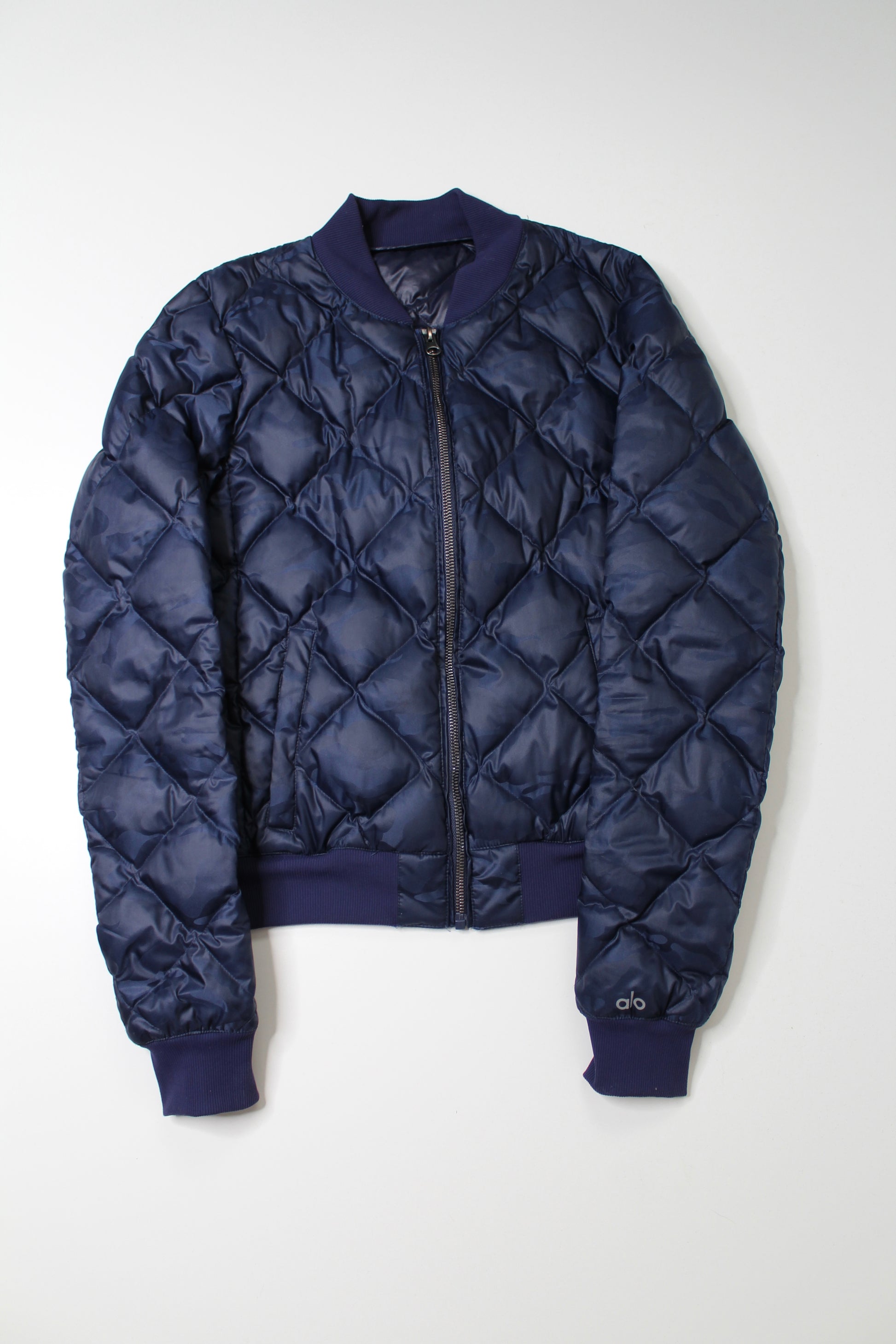 Alo Yoga navy idol puffer bomber jacket, size small