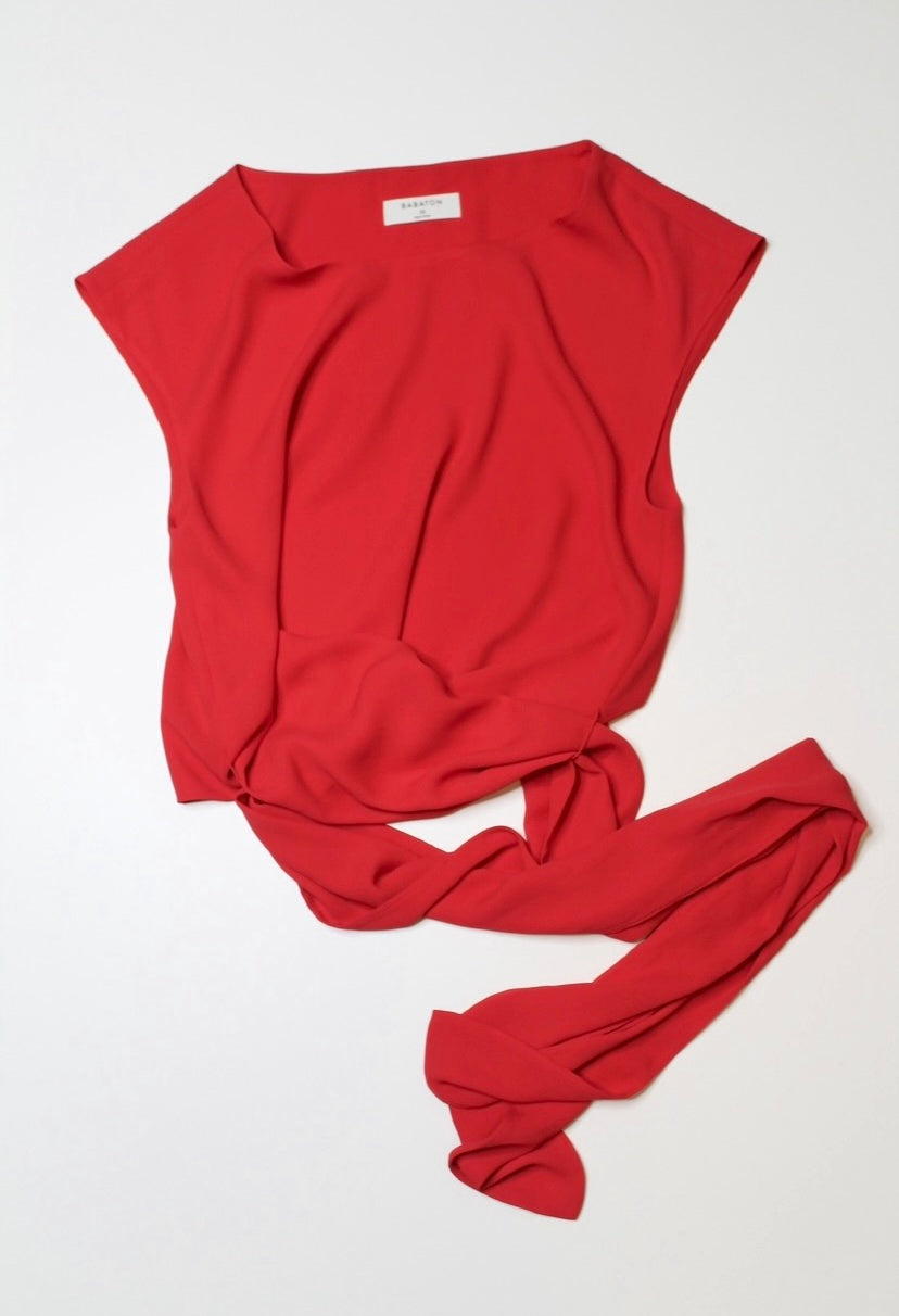 Aritzia babaton red short sleeve cropped blouse, size xs (price reduced: was $36)