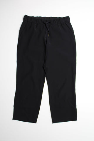 Lululemon black on the fly crop, size 6 (23”) *woven (price reduced: was $58)